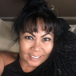 Meet your Posher, Fay elena